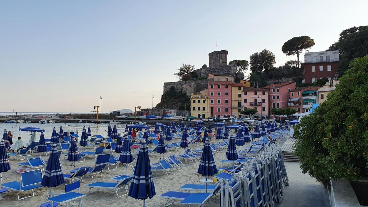 Comodo Al Mare Apartment Lerici Exterior photo